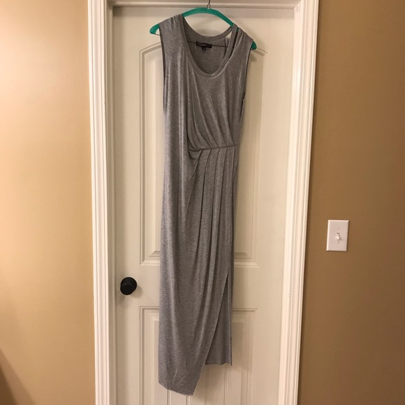 A symmetrical hem dress- Beautifully Couture M - Picture 5 of 5